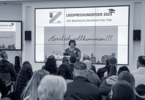 Feierliche Lossprechung der Zahnmedizinischen Fachangestellten 2024